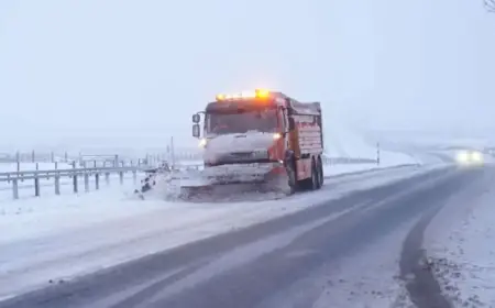 UK Braces for Imminent Blizzard as Met Office Issues Snow Warning