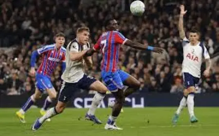 Micky van de Ven red card hands Tottenham Hotspur F.c. huge blow before Anfield trip