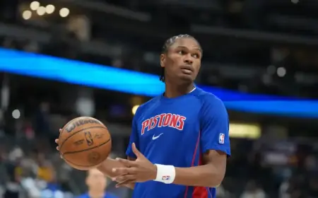 Pistons’ Key Defender Leaves Early in Spurs Game