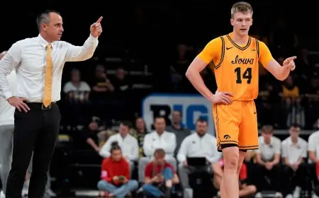 Bennett Stirtz Wants To Leave A 'Foundation' In His One Year With Iowa Basketball