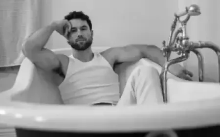 Why “A Knight’s Tale” Endures: Queen, Bowie, and Ledger’s Timeless Impact