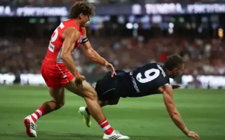 Star Firmly Reprimands Former Captain