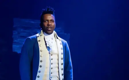 Leslie Odom Jr. Debuts in West End’s ‘Hamilton’