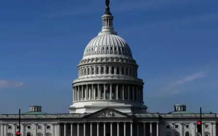 US Congress Narrowly Blocks Resolution to Halt Trump’s Iran Military Actions