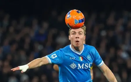 Napoli Vs Torino: Conte Picks Hojlund and Alisson Santos, D'Aversa Confirms Zapata in Official Lineups