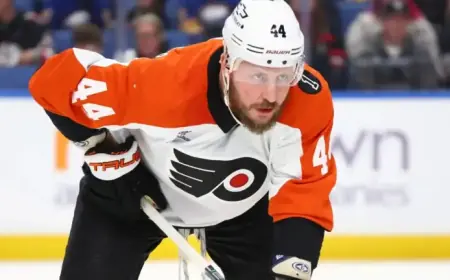 Hurricanes Acquire Nicolas Deslauriers from Flyers