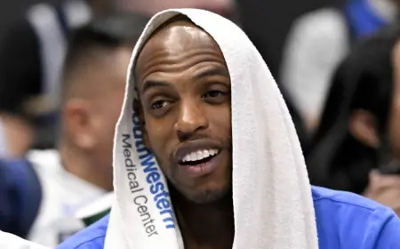 Khris Middleton Staying in Dallas Shifts Mavericks’ Short-Term Plans After Deadline