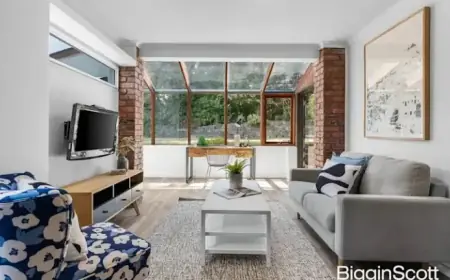 Melbourne Family Buys $1.39M Home Featuring Sunlit Atrium