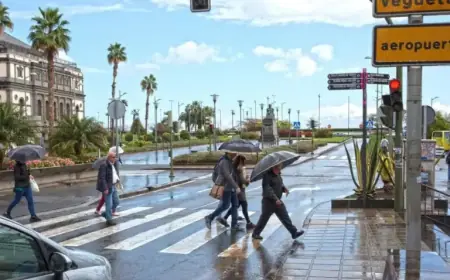 Canary Islands Brace for Light Drizzle and Gusty Winds on Saturday