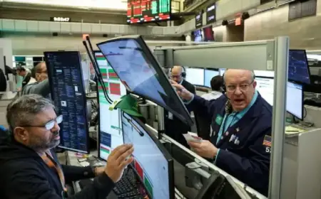 Stocks Fall as Oil Prices Surge 12% and Job Market Weakens