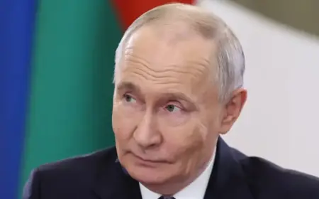 Putin Contacts Pezeshkian for Strategic Discussions