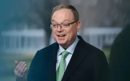 Trump Advisors Confident Amid Rising Unemployment and Gas Prices