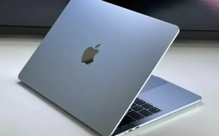 Apple MacBook Air 13 M5 Entry Review: Fanless Design Delivers Insane Performance