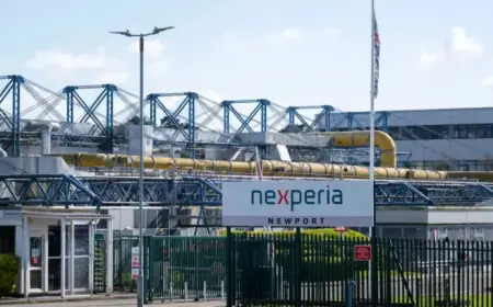 Chip Company Conflict Endangers Global Automotive Industry