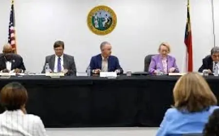 Close North Carolina Primaries Threaten Runoffs, Observer Criticizes NC Republicans