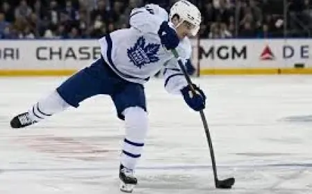 Maple Leafs Trade Scott Laughton; Kings Add Depth Ahead of Playoff Push