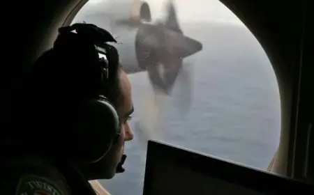 Families Seek Extension to Continue Malaysia Airlines Flight Mh370 Search