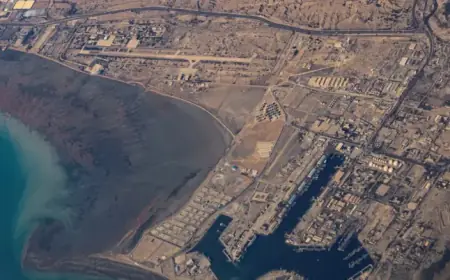 Iraqi Oil Production Plummets as Strait of Hormuz Faces Blockage