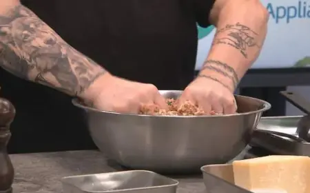Maria’s Authentic Italian Meatballs: A Classic Recipe