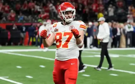 Travis Kelce Eager to Play Next Season as a Free Agent