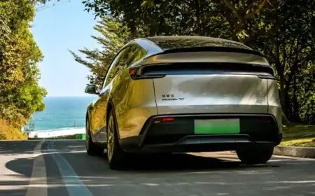 Tesla Australia to Launch Six-Seat Model Y L in 2026