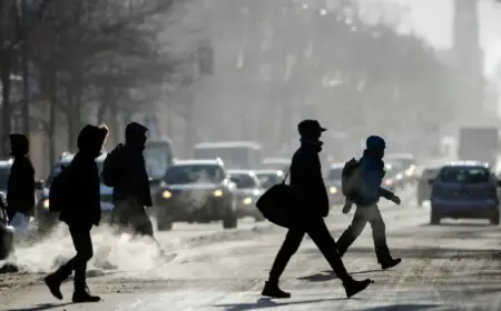 Verglas Québec Threat Could Paralyze Services, Icy Roads Across Southern Regions