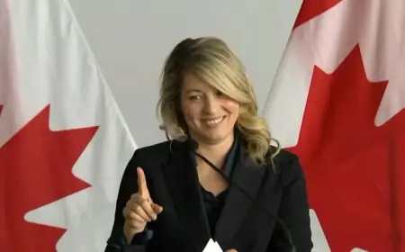 Canada Links $20B Submarine Deal to Korean Auto Plant Requirement
