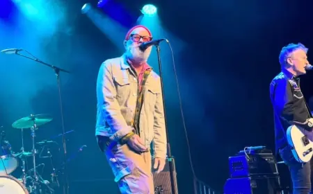 Michael Shannon Brooklyn show draws Michael Stipe for rare R.E.M. songs