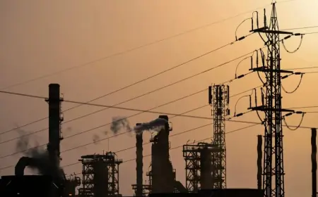 Consumers and Asian Markets Hurt as Prix Baril Pétrole Surges, Raising Costs