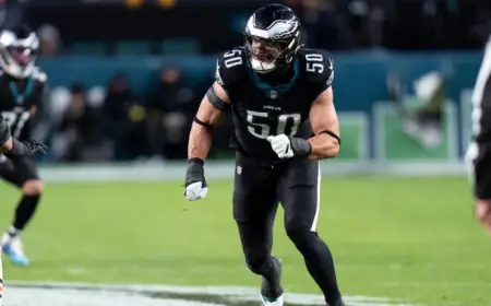 Jaelan Phillips Joins Panthers on Four-Year, $120-Million Deal, $80 Million Guaranteed