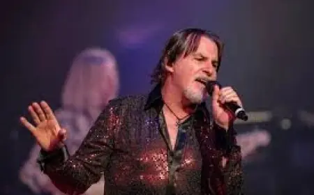 Tommy Decarlo, longtime Boston lead singer, dies at 60 after brain cancer