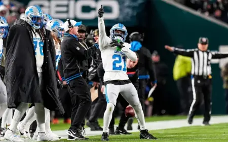 Amik Robertson joins Commanders on reported two-year, $16 million free agency deal