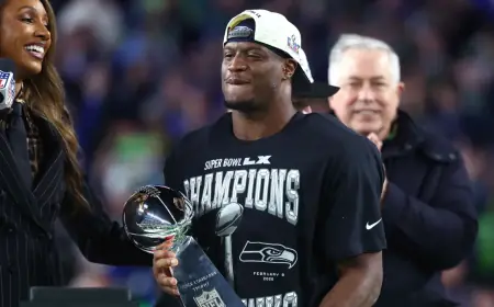 NFL Free Agency 2026: Kenneth Walker to Chiefs, Tua Released, Record Contracts Fly on Day One