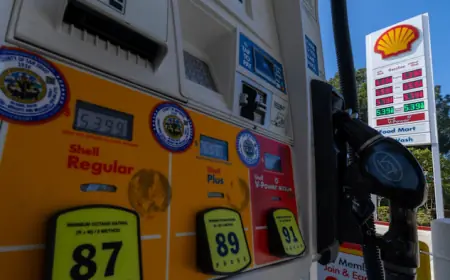 Crude Oil Prices Today: WTI and Brent Crude Smash $100 After Strait of Hormuz Closure