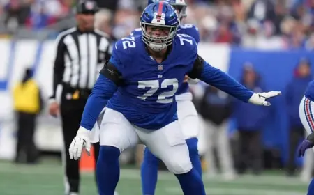 Jermaine Eluemunor steps into free agency calling himself the best right tackle