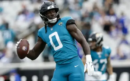 Panthers Secure Deal with Linebacker Devin Lloyd