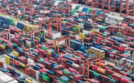 Chinese Exports Surge 22% Prior to Middle East Conflict