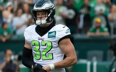 Eagles’ Reed Blankenship Signs with Texans