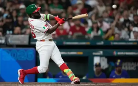 Raleigh Denies Tension with Arozarena After WBC Handshake Incident