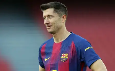 Barcelona: Lewandowski ‘not even 50% sure’ on his next move — tactical reality forces a patient wait