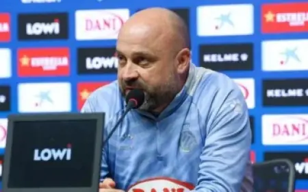 Oliver Kapanen absent; Canadiens keep lines, Jakub Dobes starts