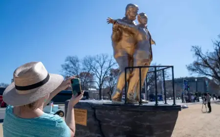 Trump and Epstein ‘Titanic’ Statue on Mall Sparks Mixed Reactions