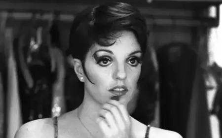 Liza Minnelli’s Memoir ‘Kids, Wait Till You Hear This!’ Reviewed