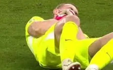 Filip Jorgensen error sharpens Chelsea goalkeeper debate, Owen Hargreaves included