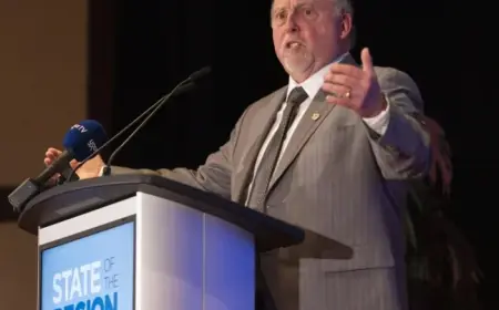 Bob Gale resigns after records show purchase of signed Mein Kampf copy