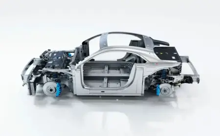 Alpine Prioritizes A110 EV While ICE Variant Boosts Growth Opportunities