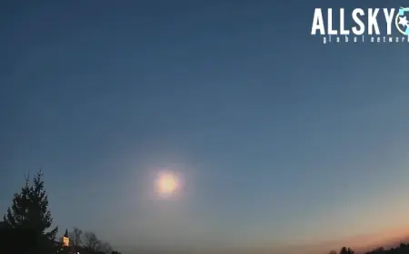 Koblenz-Güls Residents Face Roof Damage After Meteorite From European Fireball