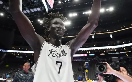 Wes Miller watches Cincinnati’s late slip as UCF’s rally trend sharpens