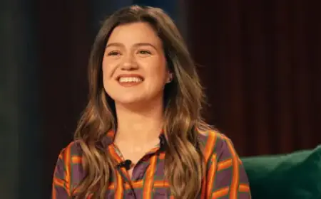 Kelly Clarkson Reveals ‘American Idol’ Misled Contestants About Winner’s Prize