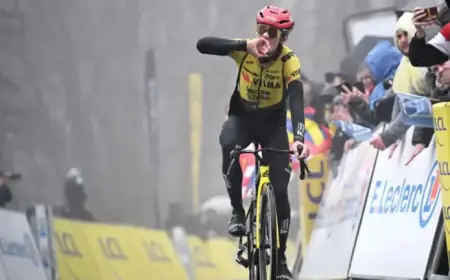 Jonas Vingegaard Reveals Strategy Behind His DIY Paris-Nice Bib Tights